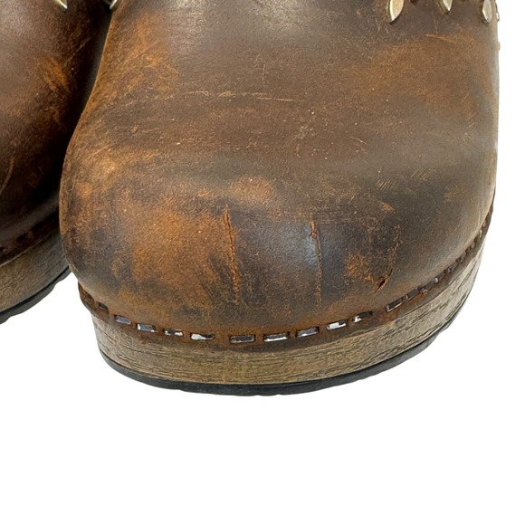 Dansko Patricia Leather Clog Sz 38 Womens Brown Floral Studded Comfort Work Shoe - Picture 5 of 9